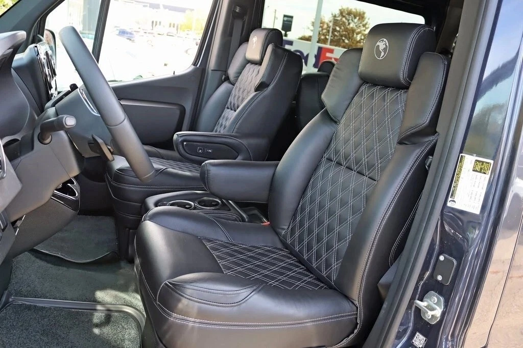 2022 Mercedes-Benz VS30 Sprinter - Image 9 of 12