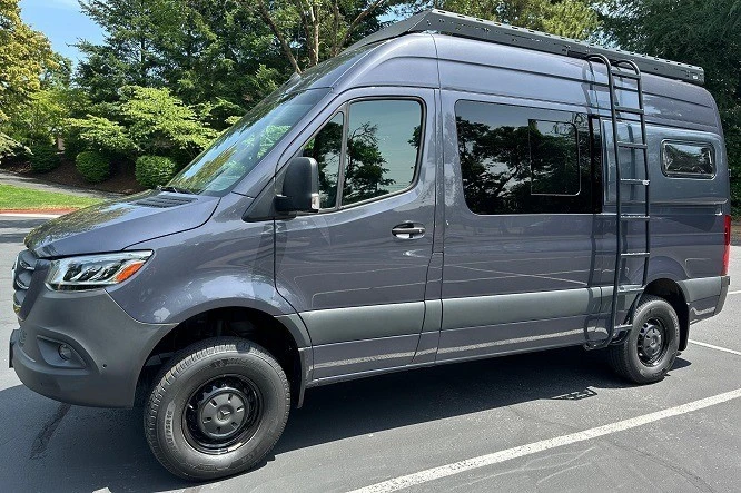 2022 Mercedes-Benz VS30 Sprinter - Image 2 of 15