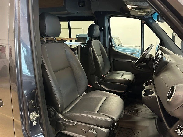 2022 Mercedes-Benz VS30 Sprinter - Image 10 of 15