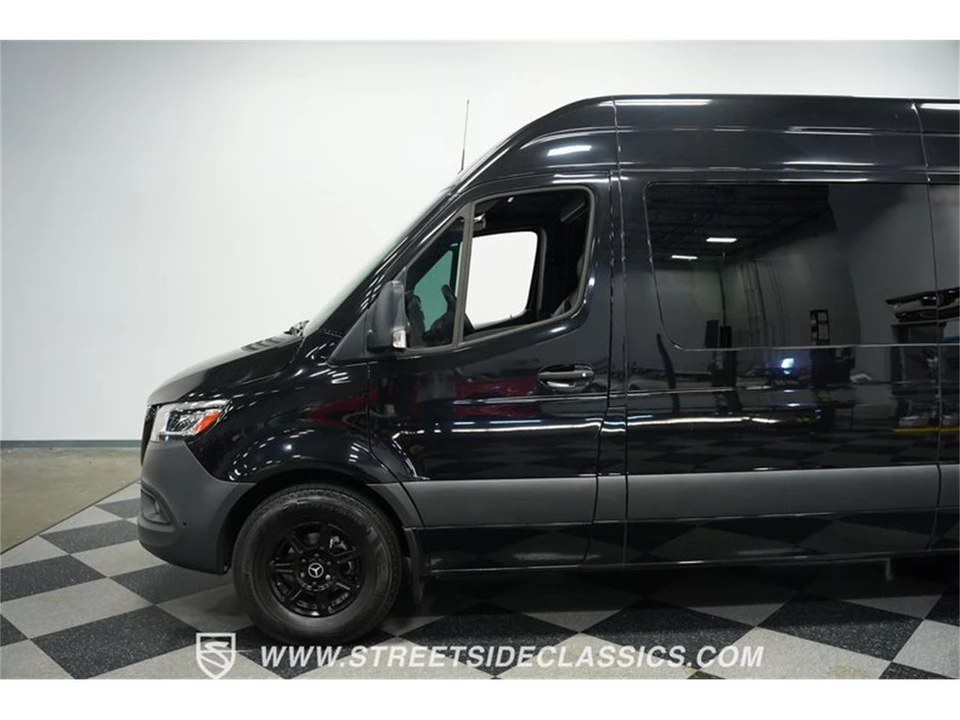 2022 Mercedes-Benz VS30 Sprinter - Image 19 of 31