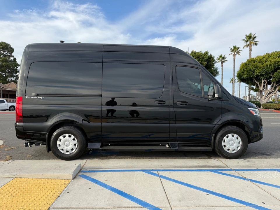 2022 Mercedes-Benz VS30 Sprinter - Image 8 of 21