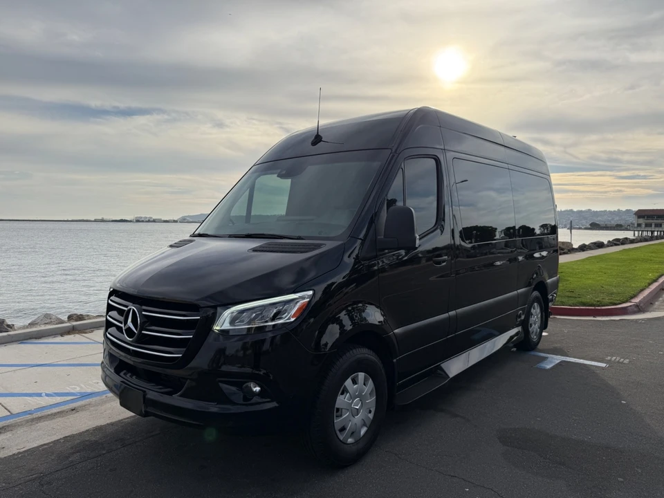 2022 Mercedes-Benz VS30 Sprinter - Image 3 of 21