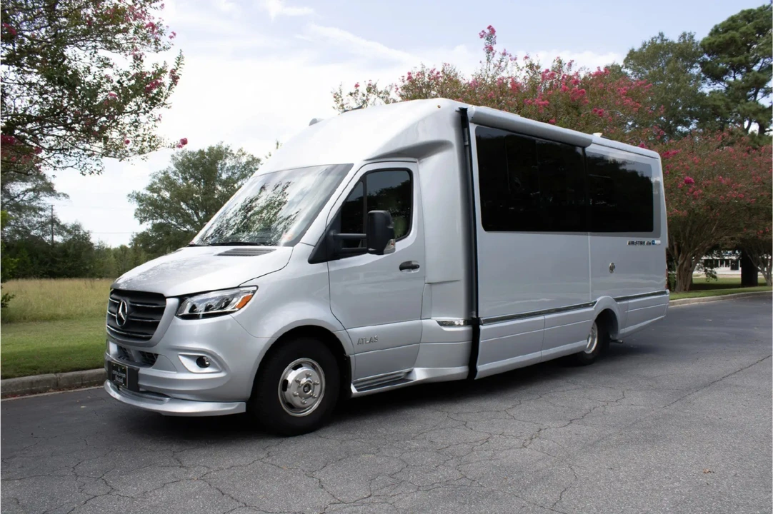 2022 Mercedes-Benz VS30 Sprinter - Image 2 of 14