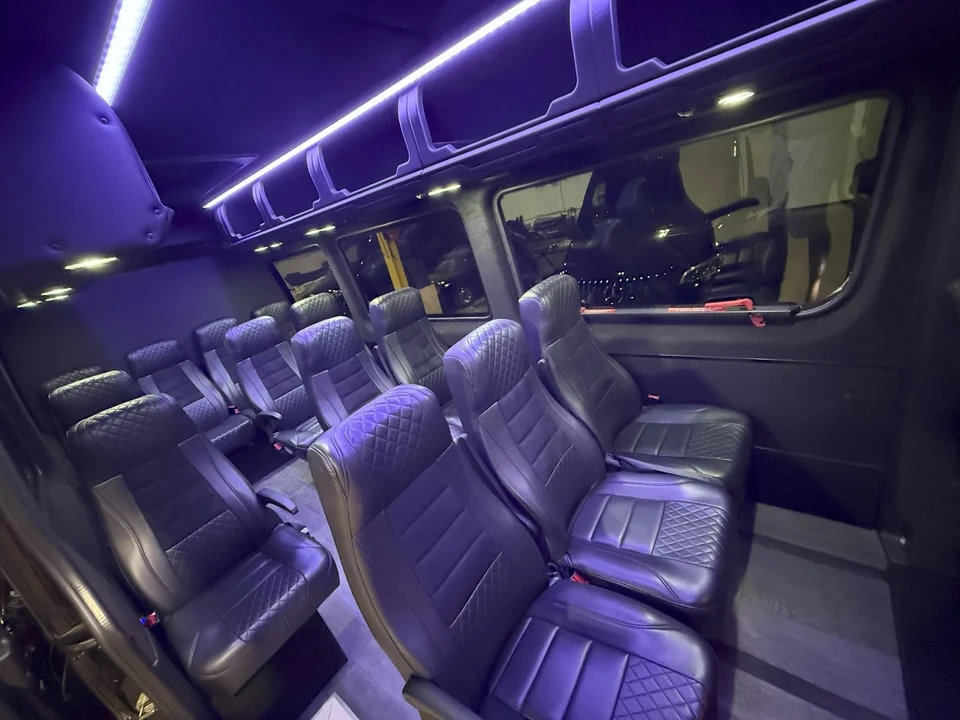 2022 Mercedes-Benz VS30 Sprinter - Image 8 of 15