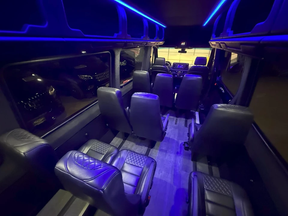 2022 Mercedes-Benz VS30 Sprinter - Image 11 of 15