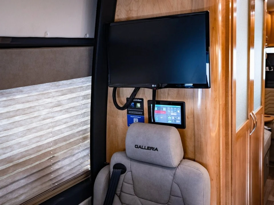 2022 Mercedes-Benz VS30 Sprinter - Image 7 of 21