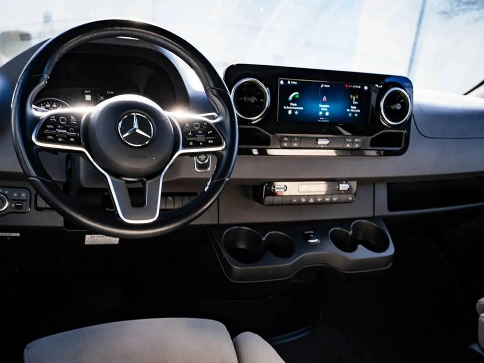 2022 Mercedes-Benz VS30 Sprinter - Image 6 of 21