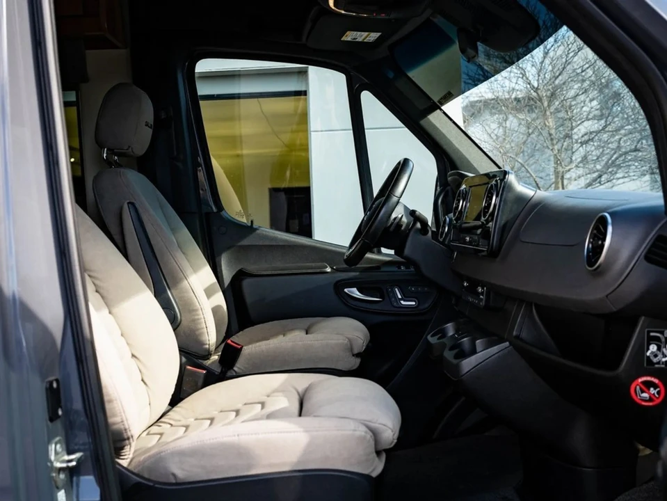 2022 Mercedes-Benz VS30 Sprinter - Image 17 of 21
