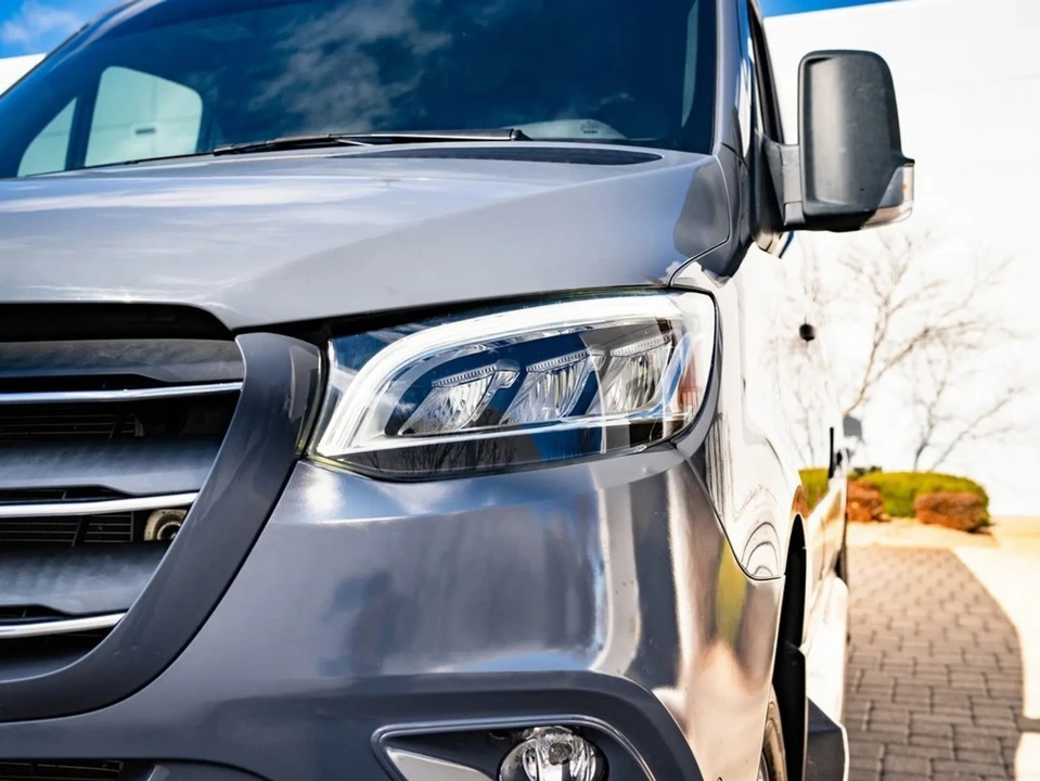 2022 Mercedes-Benz VS30 Sprinter - Image 2 of 21