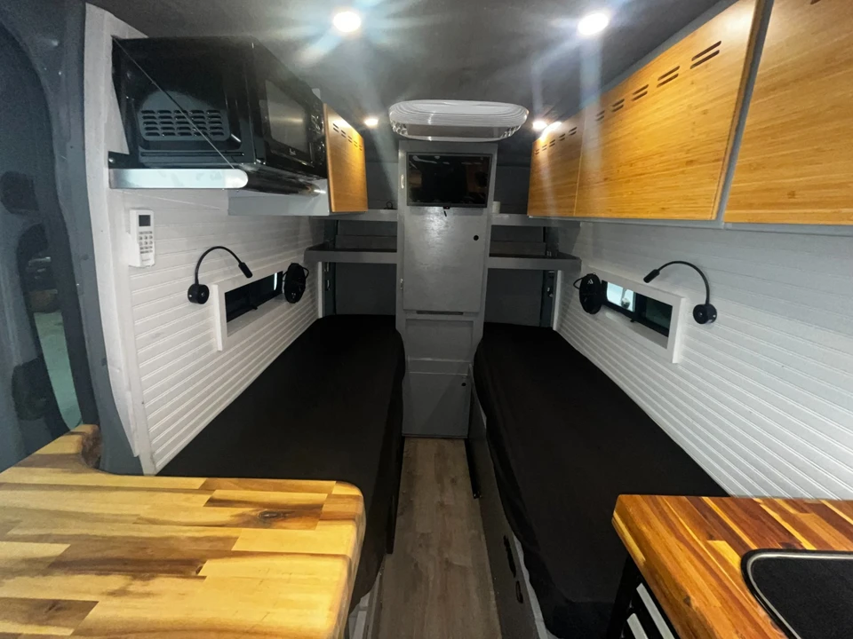 2022 Mercedes-Benz VS30 Sprinter - Image 15 of 21