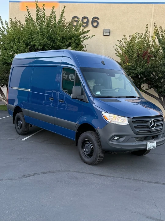 2022 Mercedes-Benz VS30 Sprinter - Image 2 of 21