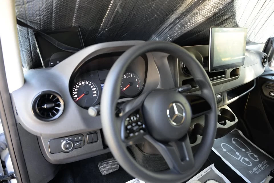 2022 Mercedes-Benz VS30 Sprinter - Image 8 of 16