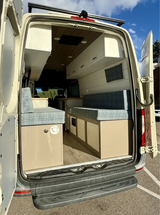 2022 Mercedes-Benz VS30 Sprinter - Image 13 of 17