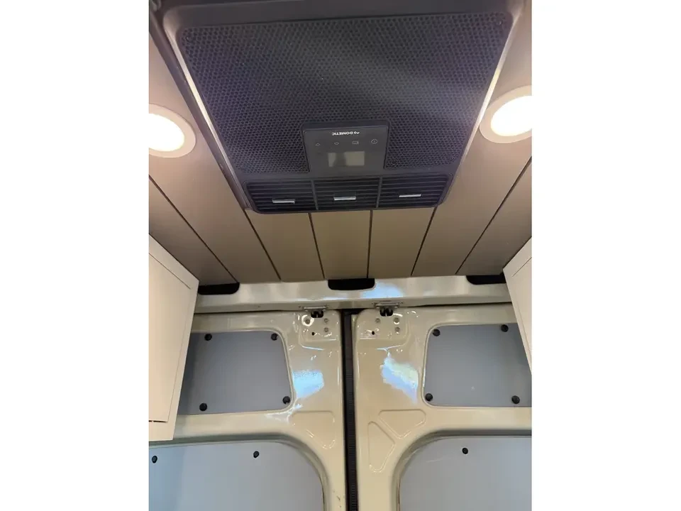 2022 Mercedes-Benz VS30 Sprinter - Image 7 of 17