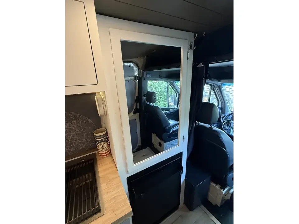 2022 Mercedes-Benz VS30 Sprinter - Image 11 of 17