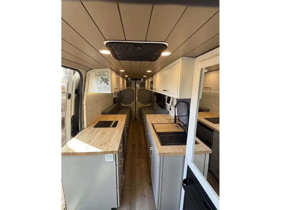2022 Mercedes-Benz VS30 Sprinter - Image 14 of 17