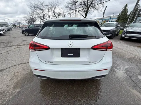 2022 Mercedes-Benz A250 4MATIC Hatch