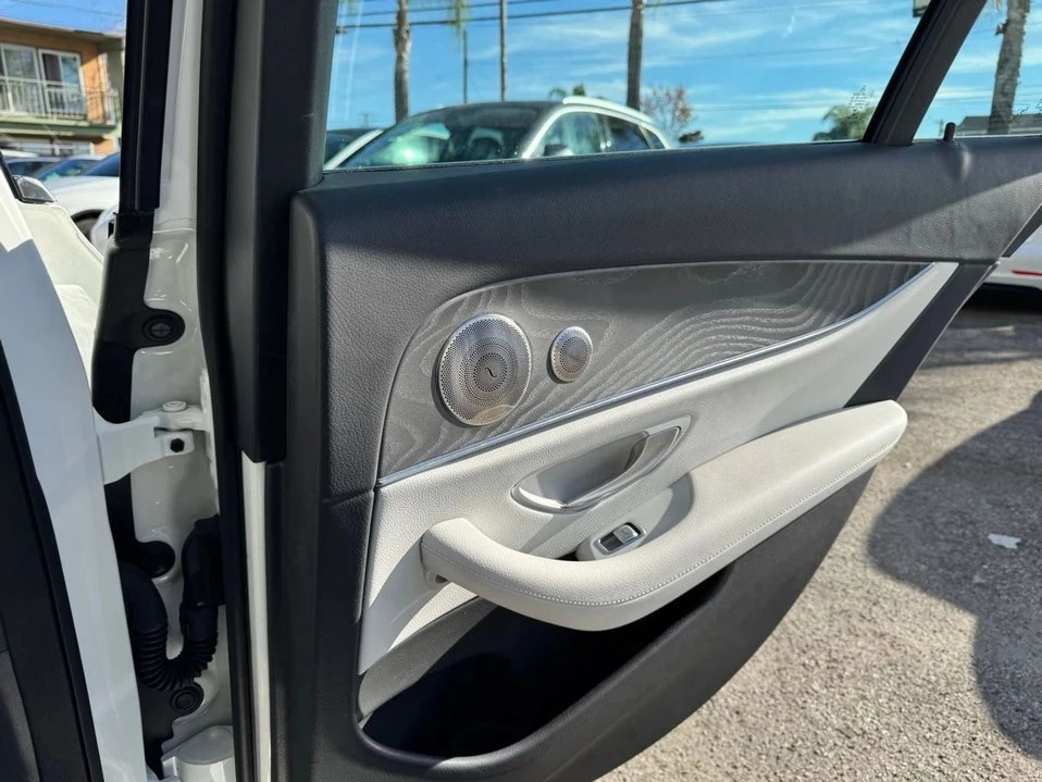 2022 Mercedes-Benz W213 E-Class - Image 12 of 17