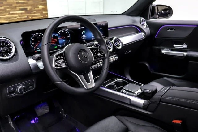 2022 Mercedes-Benz EQB - Image 9 of 18