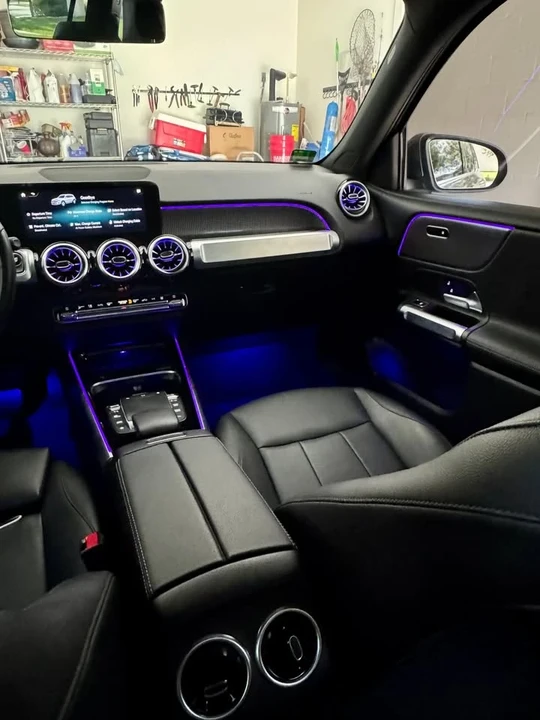 2022 Mercedes-Benz EQB - Image 9 of 19