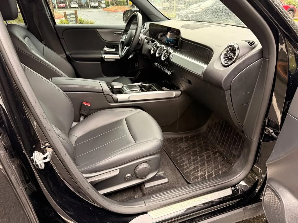 2022 Mercedes-Benz EQB - Image 10 of 14