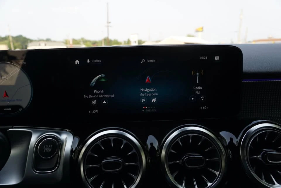 2022 Mercedes-Benz EQB - Image 18 of 20