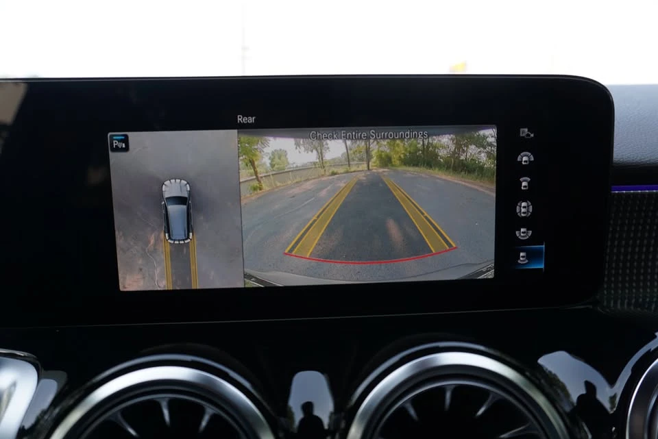 2022 Mercedes-Benz EQB - Image 19 of 20