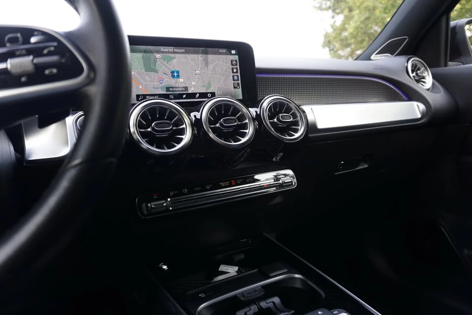 2022 Mercedes-Benz EQB - Image 17 of 20