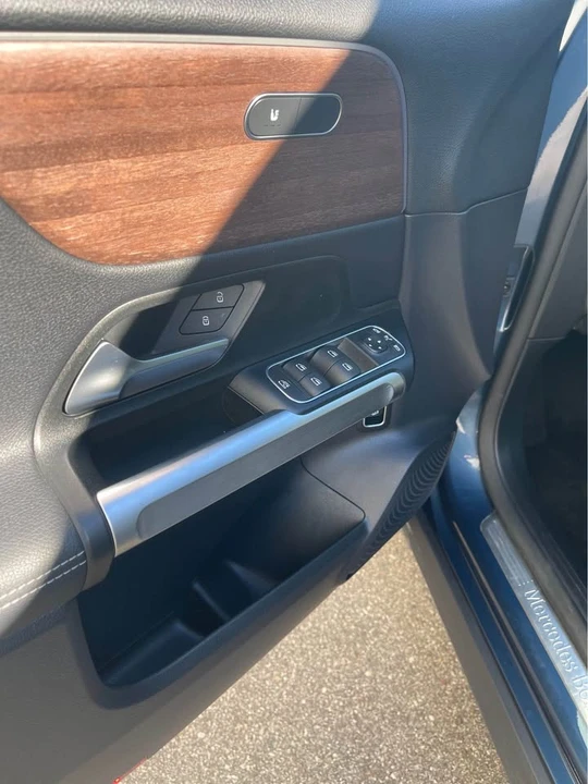 2022 Mercedes-Benz EQB - Image 7 of 9