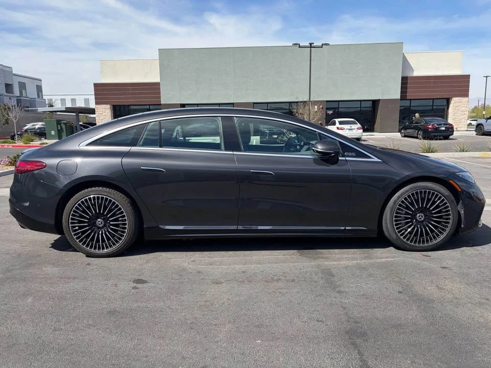 2022 Mercedes-Benz EQB - Image 4 of 5