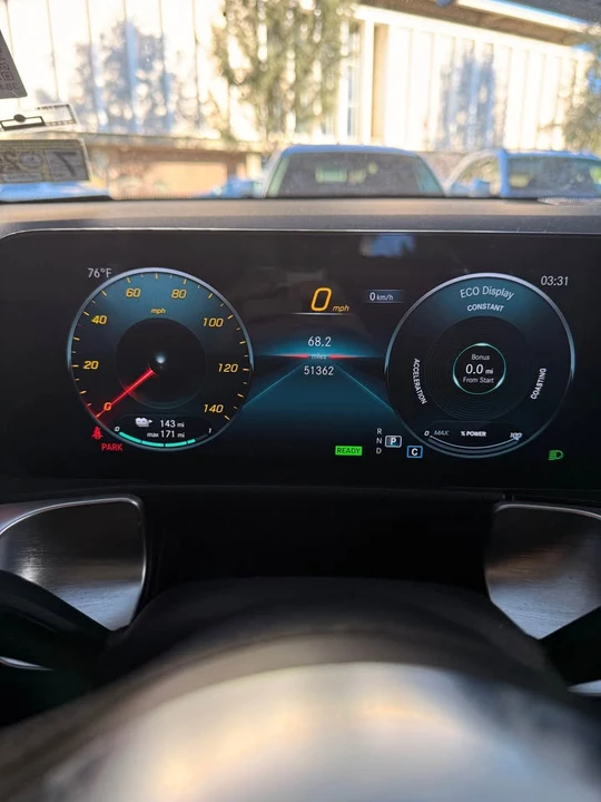 2022 Mercedes-Benz EQB - Image 4 of 8