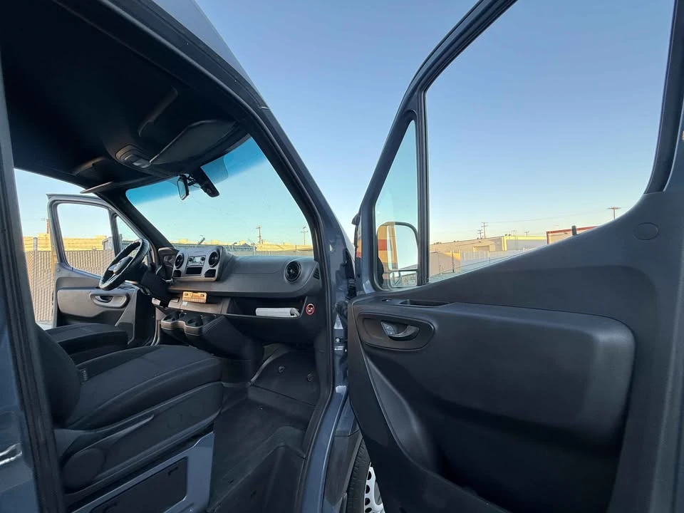 2022 Mercedes-Benz VS30 Sprinter - Image 13 of 19