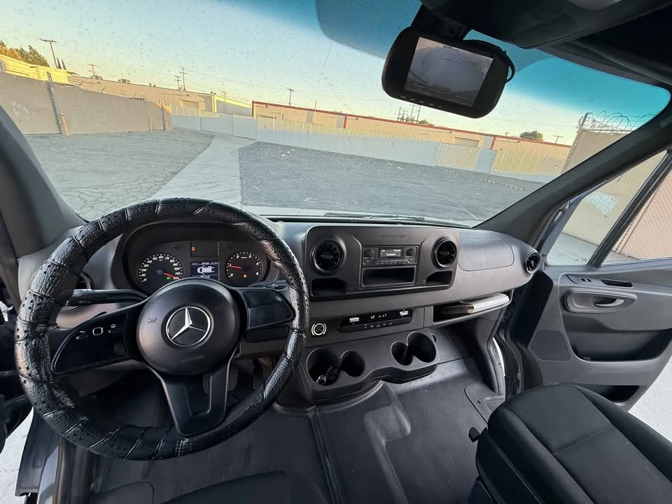 2022 Mercedes-Benz VS30 Sprinter - Image 10 of 19