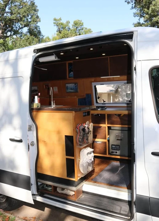 2022 Mercedes-Benz VS30 Sprinter - Image 4 of 12
