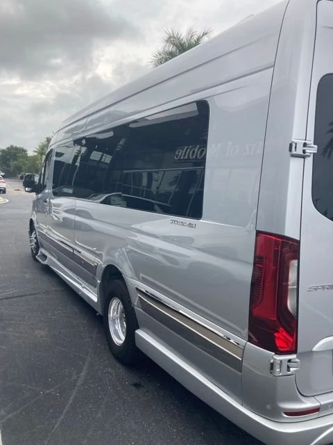 2022 Mercedes-Benz VS30 Sprinter - Image 4 of 19
