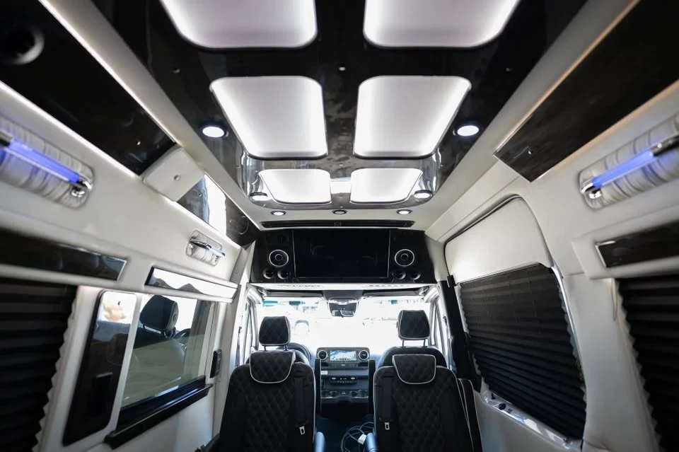 2022 Mercedes-Benz VS30 Sprinter - Image 11 of 15