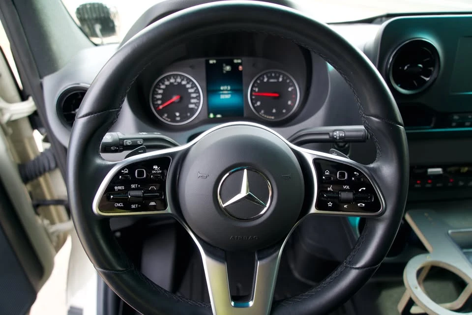 2022 Mercedes-Benz VS30 Sprinter - Image 11 of 16