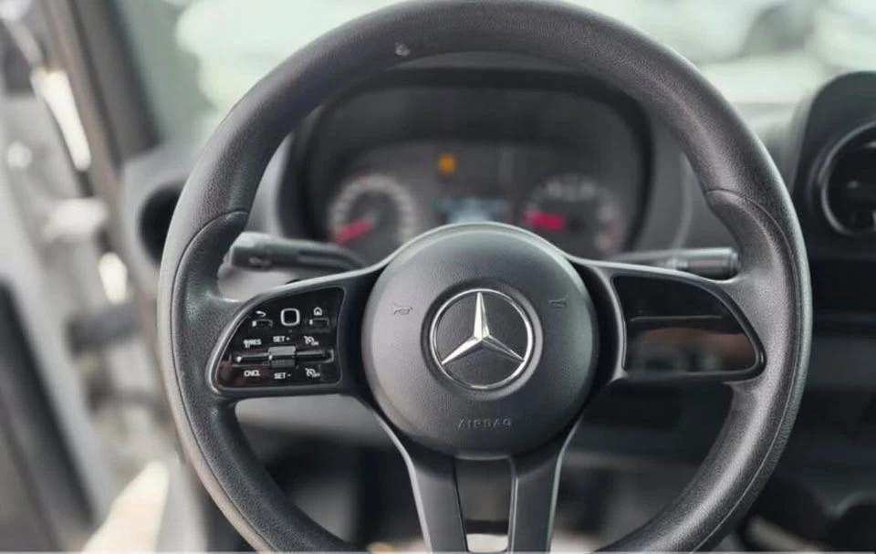 2022 Mercedes-Benz VS30 Sprinter - Image 3 of 12