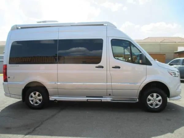 2022 Mercedes-Benz VS30 Sprinter - Image 2 of 20