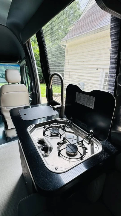 2022 Mercedes-Benz VS30 Sprinter - Image 8 of 17