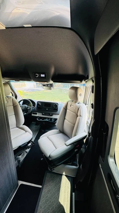 2022 Mercedes-Benz VS30 Sprinter - Image 6 of 17