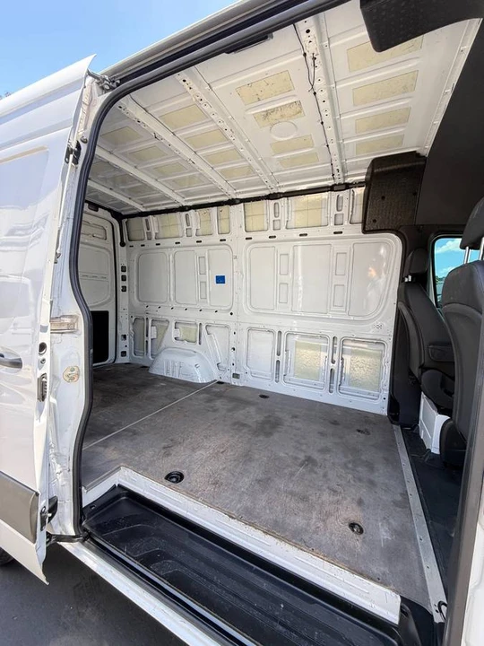 2022 Mercedes-Benz VS30 Sprinter - Image 17 of 20