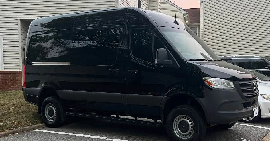 2022 Mercedes-Benz VS30 Sprinter - Image 2 of 5