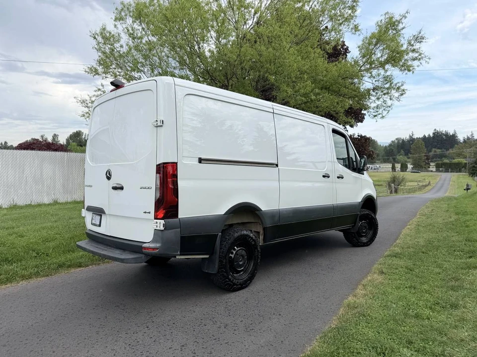 2022 Mercedes-Benz VS30 Sprinter - Image 6 of 24