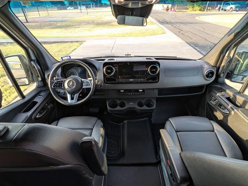 2022 Mercedes-Benz VS30 Sprinter - Image 7 of 10