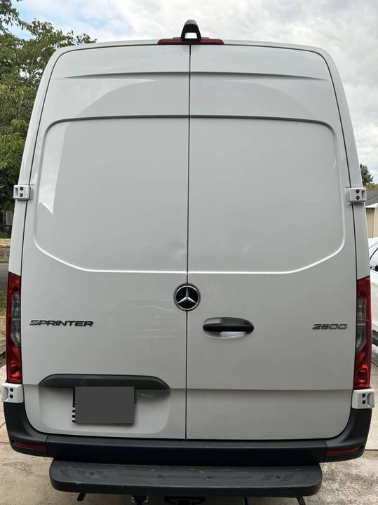 2022 Mercedes-Benz VS30 Sprinter - Image 2 of 11