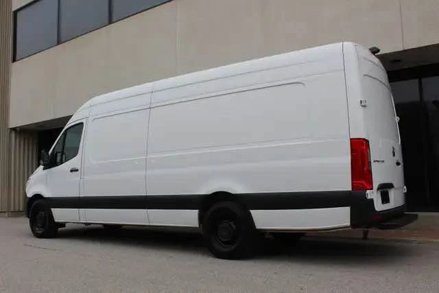 2022 Mercedes-Benz VS30 Sprinter - Image 11 of 20