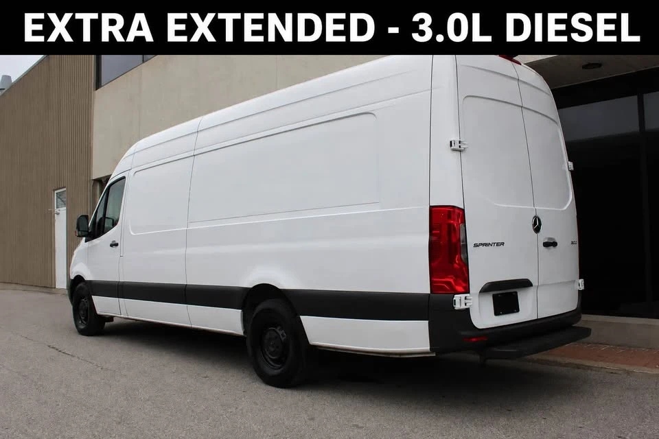 2022 Mercedes-Benz VS30 Sprinter - Image 2 of 20