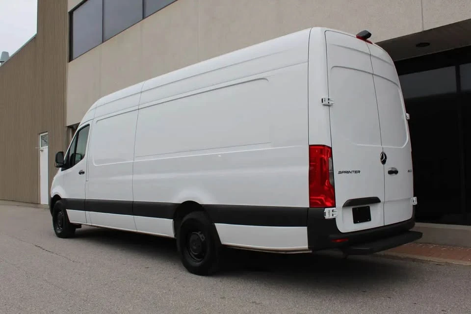 2022 Mercedes-Benz VS30 Sprinter - Image 17 of 20