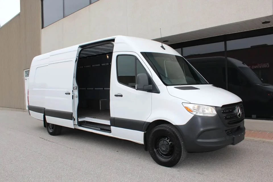2022 Mercedes-Benz VS30 Sprinter - Image 14 of 20